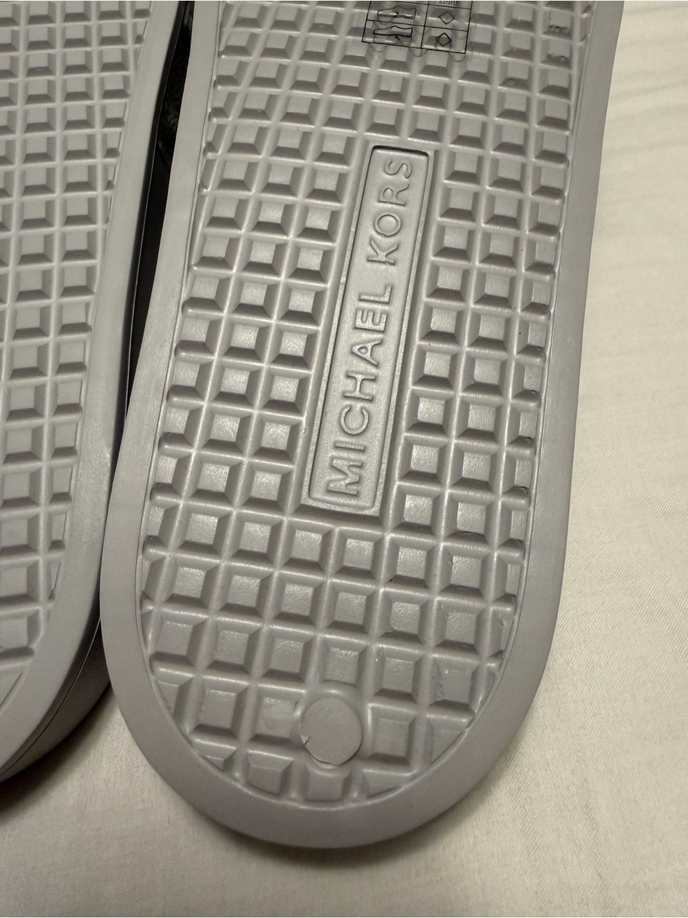 Michael Kors Gray Logo Slide - Picture 5 of 6